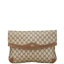 Gucci Old GG Supreme Clutch Bag