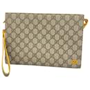 Gucci Clutch Bag GG Supreme