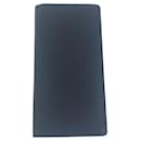 Louis Vuitton Portefeuille Brazza Taiga Long Wallet
