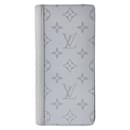 Louis Vuitton Taigarama Portefeuille Brazza Antarctica