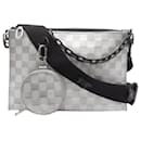 Louis Vuitton Trio Pouch NM Shoulder Bag