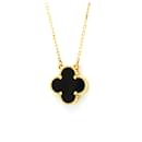 Collier Pendentif Vintage Alhambra de Van Cleef & Arpels