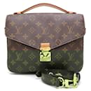 Bolsa de Ombro Pochette Metis MM Monograma Louis Vuitton