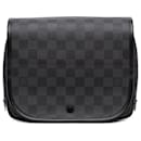 Necessaire de toalete suspenso Damier Graphite preto Louis Vuitton