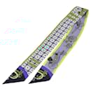 HERMES Twilly Écharpe "Les Voitures Nouvelles" Soie Bleue Auth 133637 - Hermès