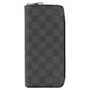 Louis Vuitton Damier Graphite Zippy Wallet
