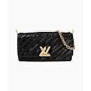 Louis Vuitton, Twist Black Glossy model