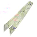 HERMES Twilly Écharpe "Brides et Gris Gris" Soie Beige Auth 135813 - Hermès