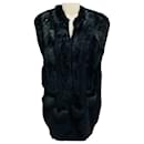 Raquel Allegra Black Handmade Rabbit Fur and Angora Vest - Autre Marque