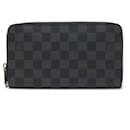 Louis Vuitton Damier Graphite Zippy Organizer Wallet