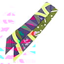 Écharpe en soie JEU DE SOIE UNIFORME d'Hermès