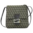 Sac à bandoulière Mamma Baguette en toile Fendi