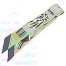 Écharpe en soie Jumping d'Hermès