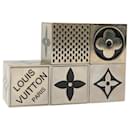 LOUIS VUITTON Monogram Gamecube Paper weight metal Silver M99454 LV Auth 140763 - Louis Vuitton