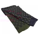 Écharpe en soie et cachemire bleu marine et rouge Hermès