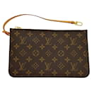 Louis Vuitton Neverfull MM Pouch