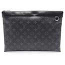 Louis Vuitton Discovery Pochette