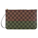 Louis Vuitton Damier Neverfull Accessory Pouch