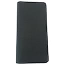 Louis Vuitton Portefeuille Brazza Taiga Long Wallet