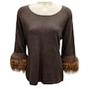 Neiman Marcus Cashmere Collection Brown Fur Trimmed Cashmere Knit Sweater - Autre Marque