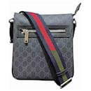 Gucci GG Supreme Messenger Bag