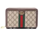 Gucci Ophidia Travel Case GG Supreme Wallet