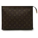 Poche Toilette 26 Monograma Louis Vuitton