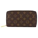 Louis Vuitton Monogram Zippy Wallet