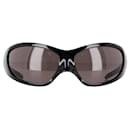 Óculos de sol ovais Balenciaga Skin BB0252S em acetato preto