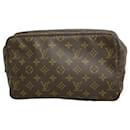 Louis Vuitton Monogram True Toilet Wallet 28 Pouch
