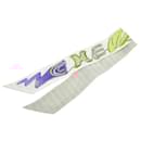 Écharpe en soie néon Chevaloscope d'Hermès