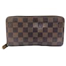 Louis Vuitton Damier Zippy Wallet Brown