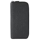 Louis Vuitton Monogram Taurillon Zippy Wallet