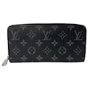 Louis Vuitton Eclipse Men's Monogram Zippy Wallet