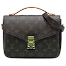 Pochette Metis Monograma Marrom Louis Vuitton