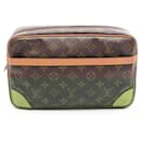 Louis Vuitton Compiègne 28 Clutch Bag