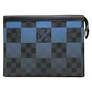 Louis Vuitton Damier Graphite Pochette Voyage MM Clutch