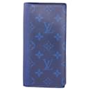 Louis Vuitton Taiga Rama Portefeuille Brazza Long Wallet