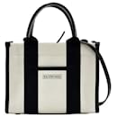 Balenciaga Women's Handbag/Shoulder Bag