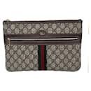 Gucci Ophidia GG Supreme Clutch Bag