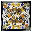 Écharpe Hermès Carré 90 en bleu marine et blanc