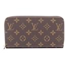 Louis Vuitton Monogram Zippy Wallet