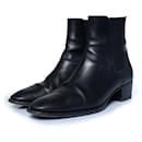 Saint Laurent, Black Leather Chelsea boots