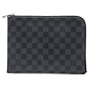 Pochette Jour PM Damier Graphite Preto Louis Vuitton