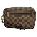 Louis Vuitton Damier Pochette Bien Macao Clutch Bag