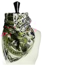 LOUIS VUITTON LV Square Le Tour Paris silk 90 new RARE - Louis Vuitton