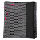 HERMÈS - Echarpe Hermès en soie noire et rose