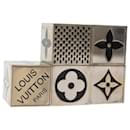 LOUIS VUITTON Monogram Gamecube Paper weight metal Silver M99454 LV Auth 143026 - Louis Vuitton