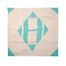 Hermès Carré Géant "Calégé amplume HIKAT" Cashmere & Silk handkerchief in Beige x Green