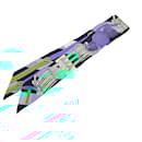 Foulard en soie Twilly Objets De Curiosité Hermès